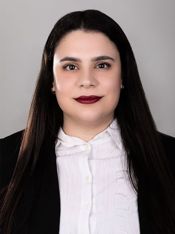 Eleni Tsakiri, lawyer at SF Legal Law Firm